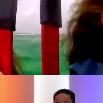 Terrified Girls Spot Sharks While Parasailing