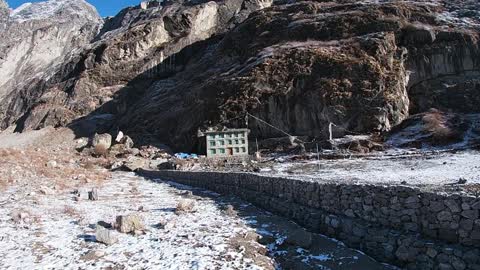 Only house survived during avalanche 2015