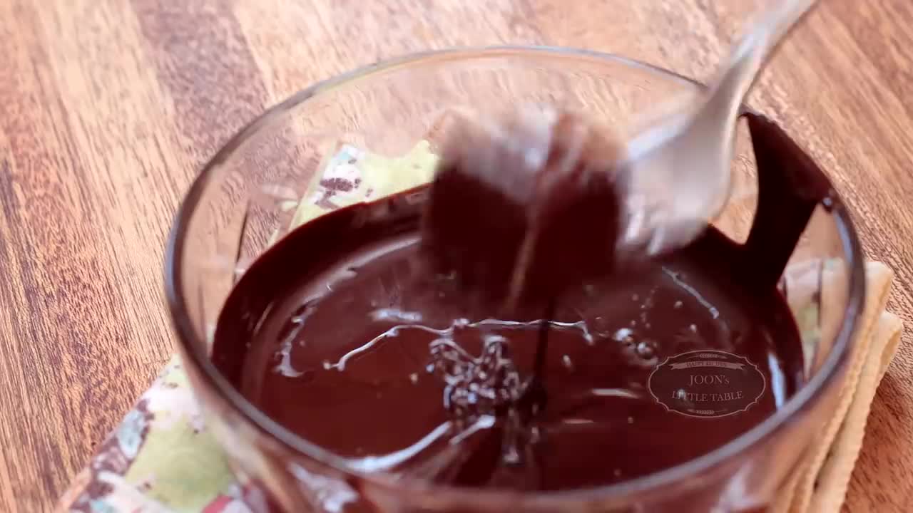 How to make chocolate truffles with milk at home