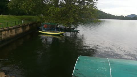 sorabora lake srilanka