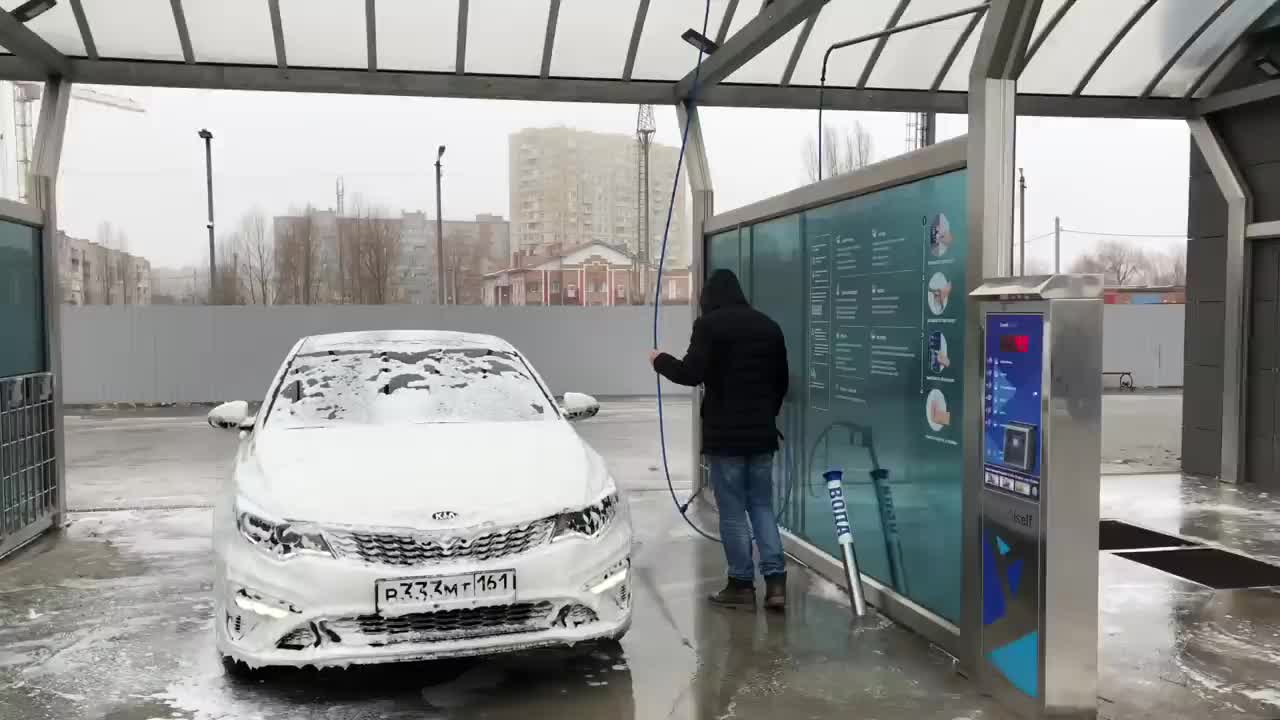 Мойка грязной машины Kia Optima GT - пена, воск, осмос. Car wash thick foam Kia Optima GT