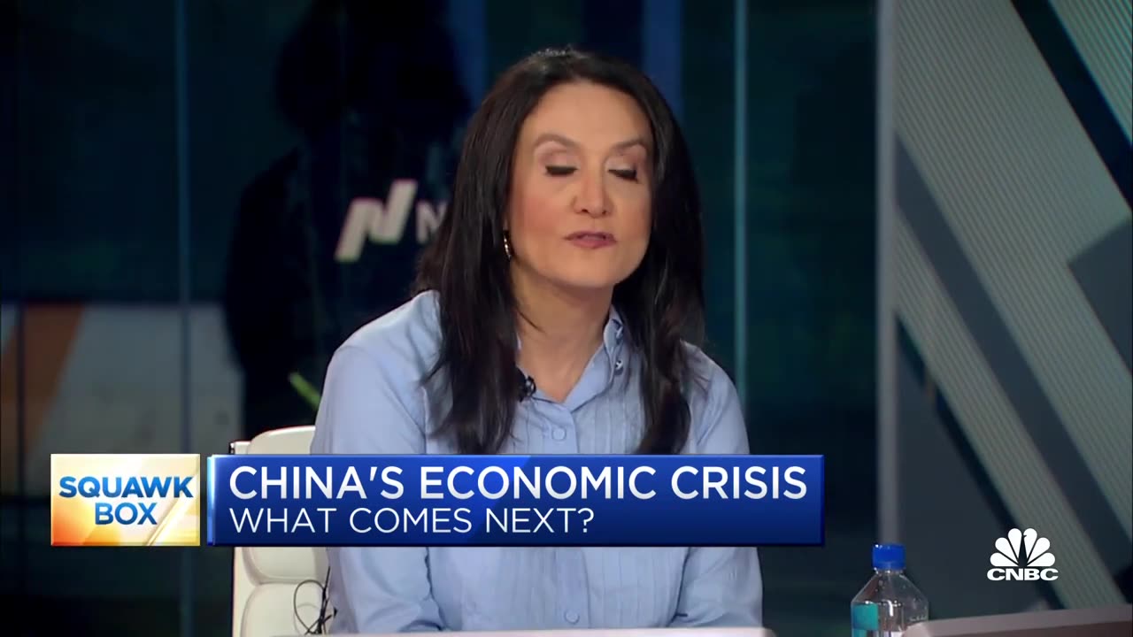 China is in Economic trouble, China is in a Hot Muss