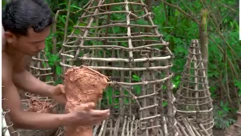 He built a wonderful house for the abandoned puppies .