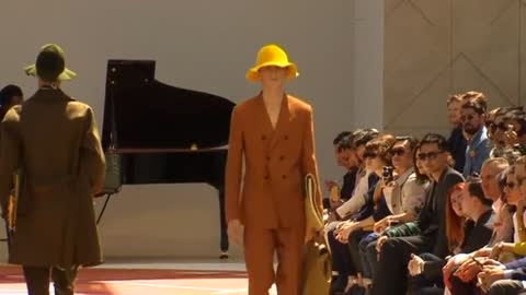 Technicolour hats make a statement at Burberry