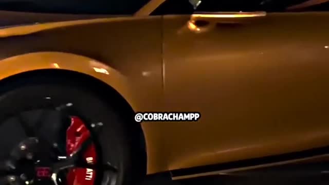 Tate lets his assistant drive the Bugatti || Andrew Tate