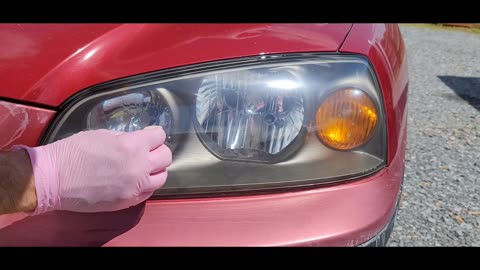 Headlight ReNu Lense Restoration Demo w/ sanding