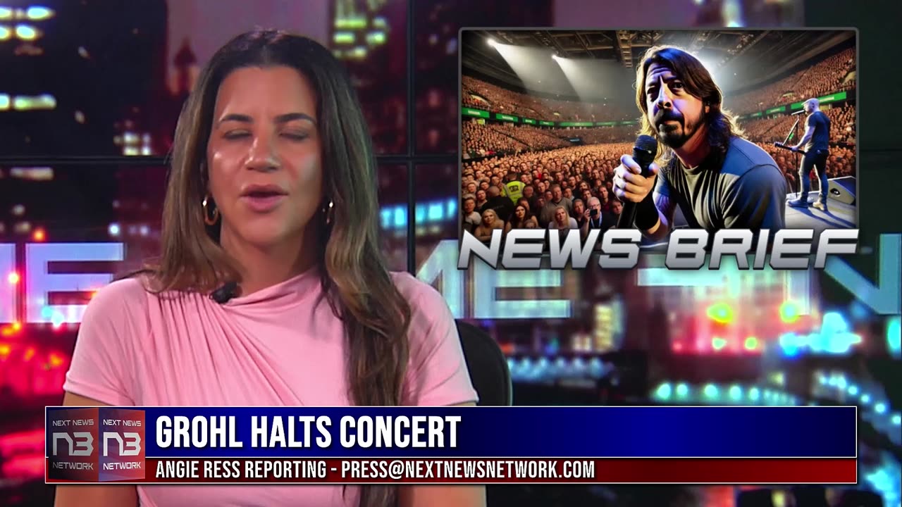 Dave Grohl stops concert to aid distressed fan