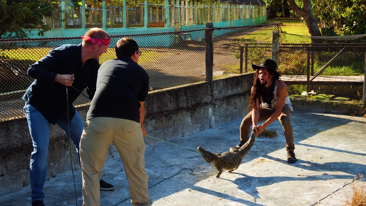 Cuba’s Secret Meat Obsession!! Dangerous Crocodile Catch and Cook!!!