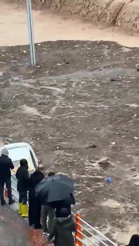 Massive flooding hammers Turkish region hit by devastating earthquake last month.