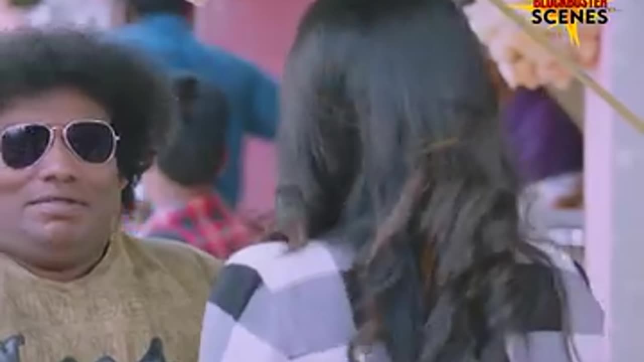 चाहे वाले को पुलिस वाले गिरफतार किया