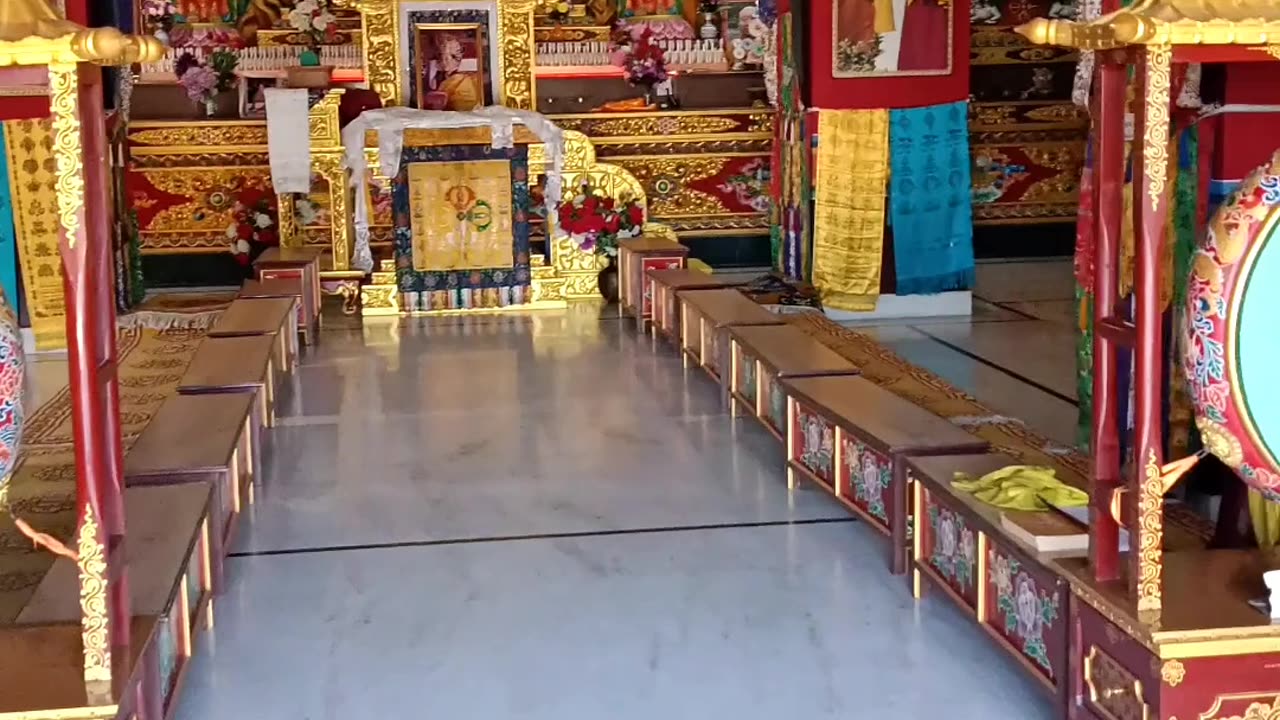 Guru Rinpoche Statue in Rewalsar town of Himachal Pradesh (India)