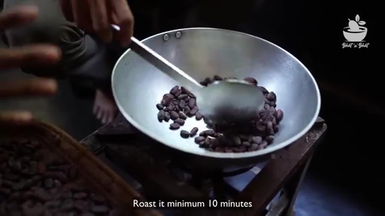 Cocoa pods chocolate 💯 dark chocolate making