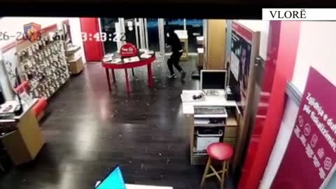 Pamjet e vjedhjeve ne Vlore