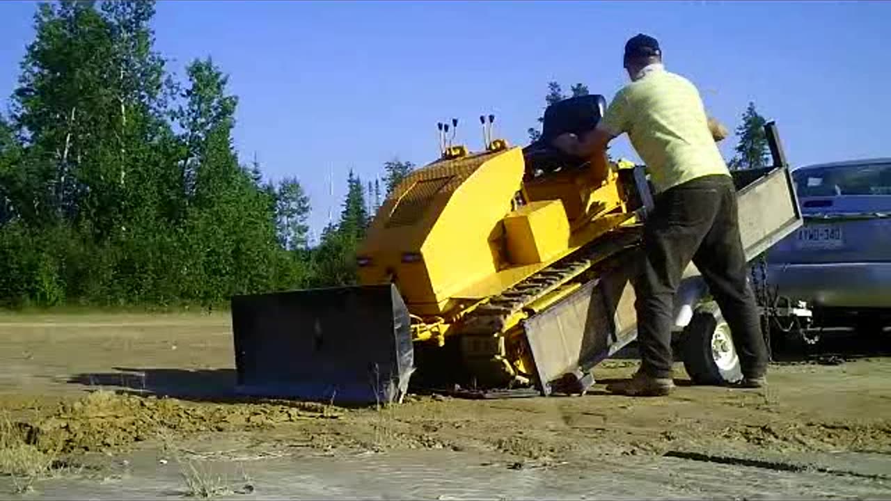 HOMEMADE MINI DOZER