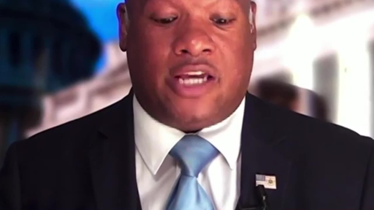 Matthew Wright debates with pastor Mark Burns about Donald Trump