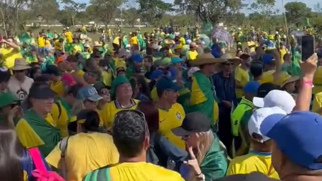 O Pátio dos Caminhoneiros em Brasília...