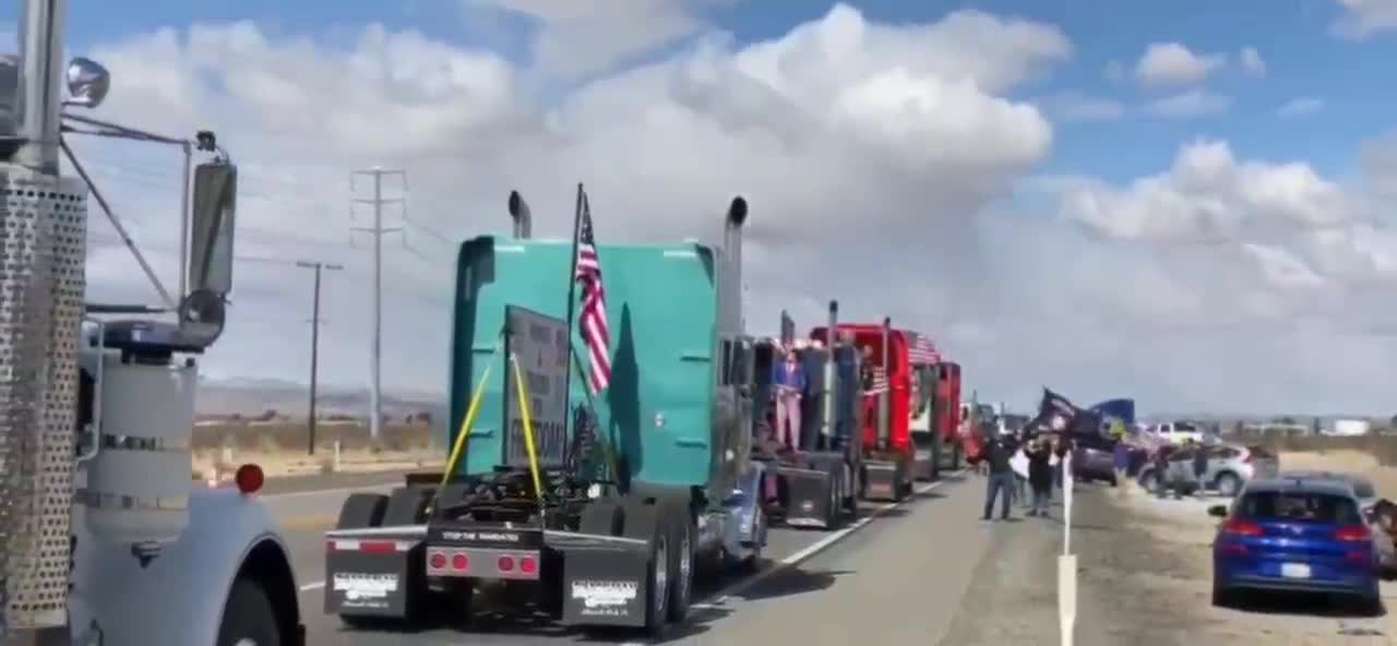 US convoy for freedom met by the appreciative public along the route.