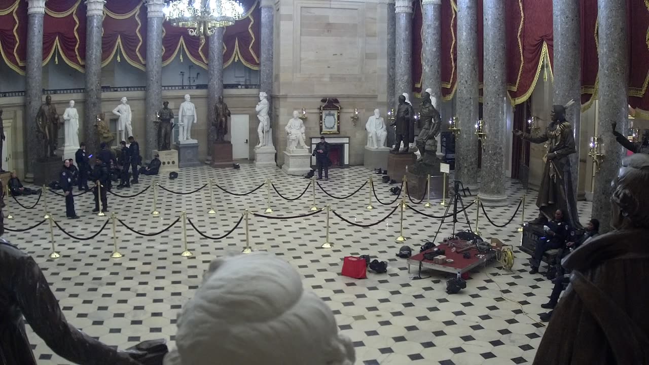 0964USCH02StatuaryHallWest_2021-01-06_21h22min25s500ms.mp4