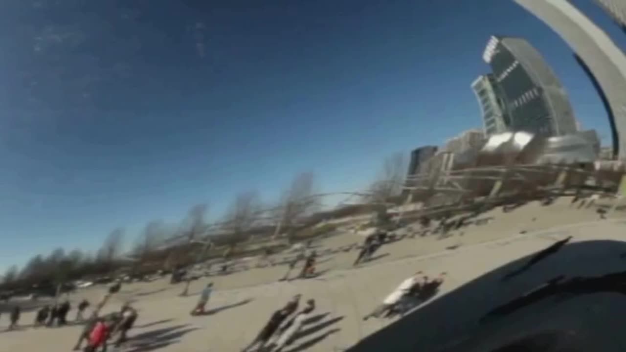 The Bean: Chicago's Mirror to the Sky!