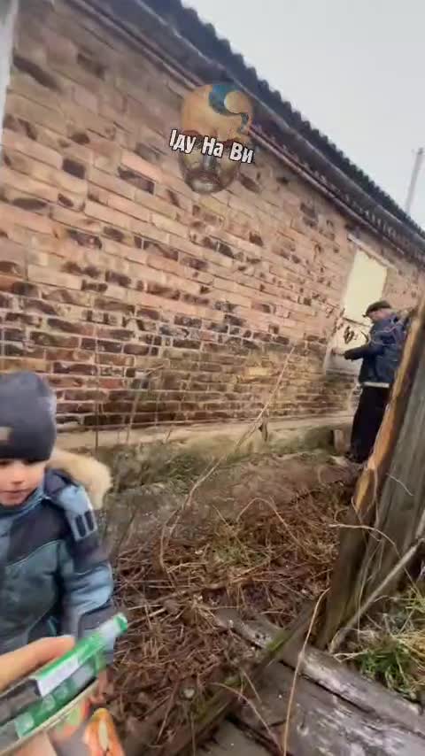 Handing Out Food to Civilians (Donbas)
