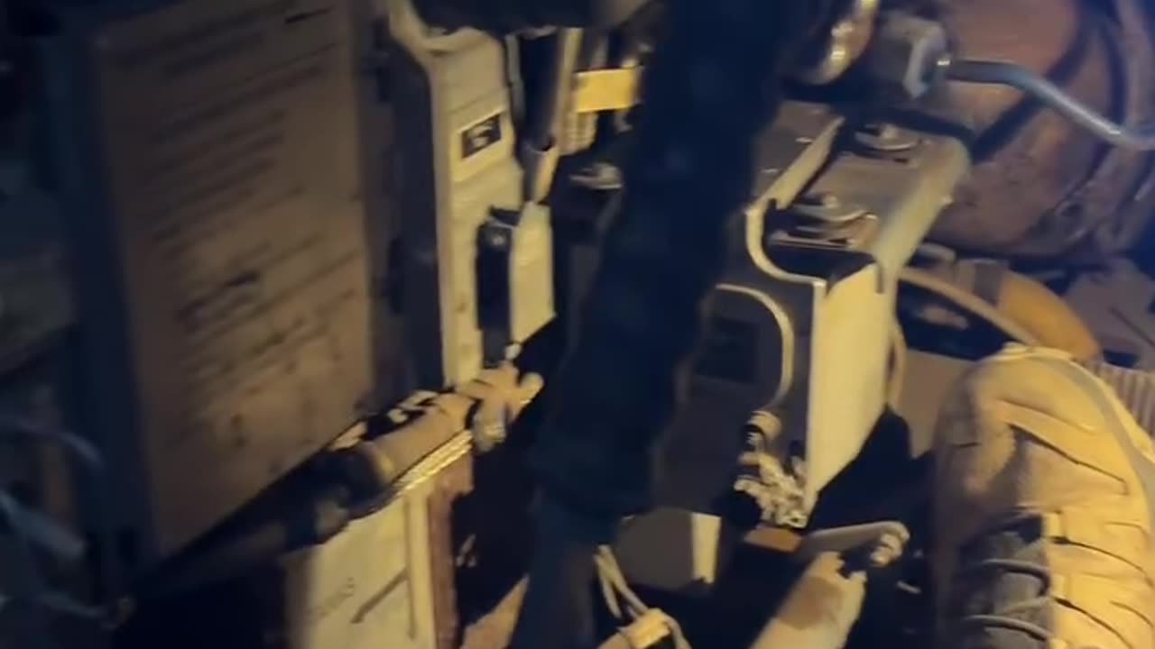 Inside Driver's Seat of Ukrainian T90 Tank