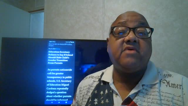 IN BLACK & RIGHT SPECIAL COMMENTARY