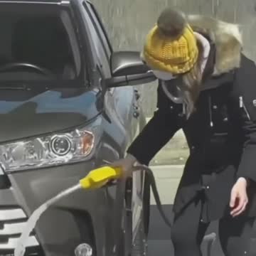 Ever see a liberal car wash? 🤪