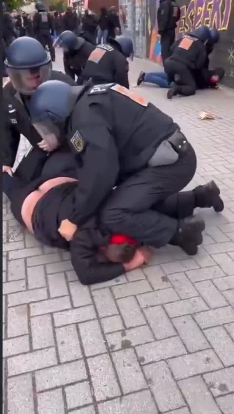 Democratic Germany. European values.