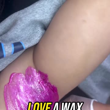 Experience Smooth Confidence! Underarm Wax with Sexy Smooth Tickled Pink Wax by @jallure_beauty