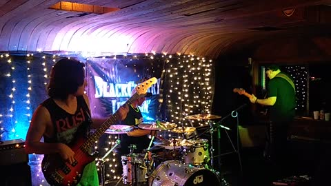 BLACK CHERRY LIGHTNIN AT THE KRAKEN ..LETS GET READY TO RUMBLE...