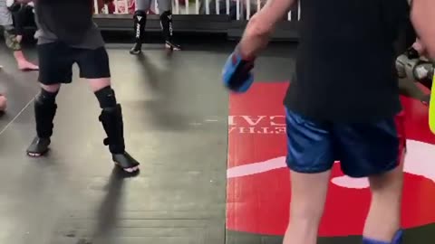 Muaythai Round kick and Muaythai Teep Lethal Limbs Academy