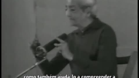 Qula é a relação entre o autoconhecimento e a educação?