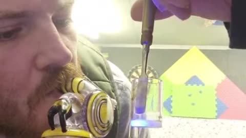 Rsosos attempts to dab extracts