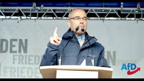 Dr. Rainer Rothfuß bei Friedensdemo in Nürnberg am 15. April 2023