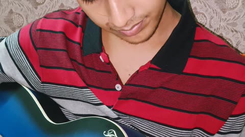 Mere samne wali khidki me