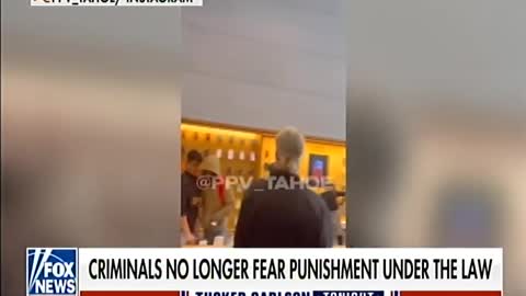 Tucker Carlson: Looters hit Apple headquarters.