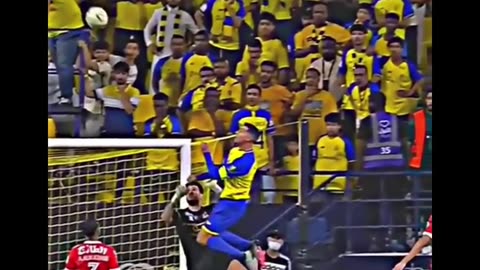 Ronaldo's athleticism is insane 🐐