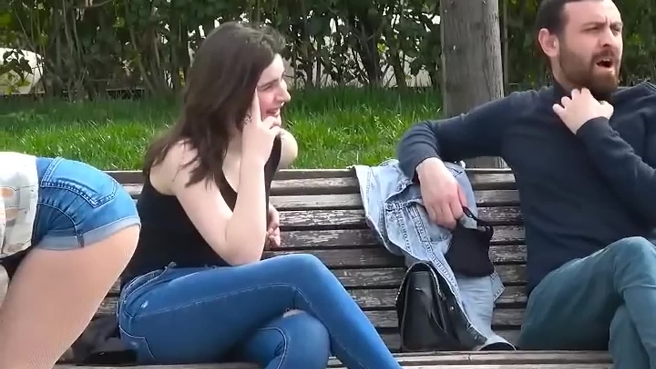 wow 🤣 Crazy girl 😇 #crazy #pranks #comedy #funny