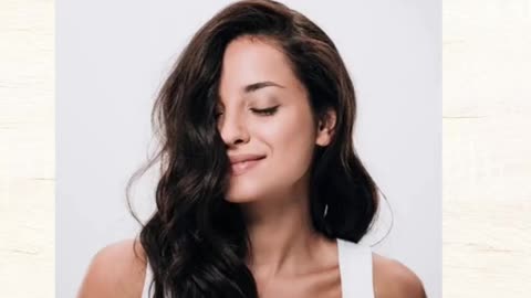 "Fruitful Locks: 3 Fruits for Nourished and Lustrous Hair 🍓🥑🍌"