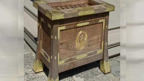 Golden Box Video