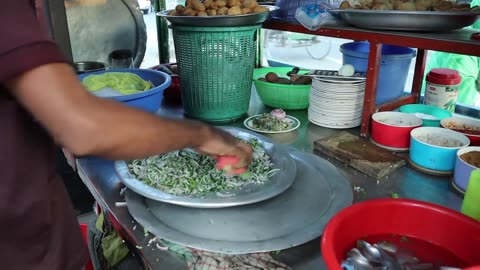 Street Food - Special Hot Egg Chotpoti - Bangladeshi Street Food