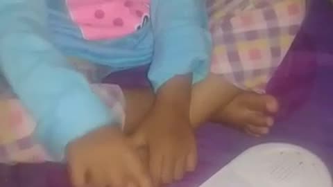 Bocah main musik