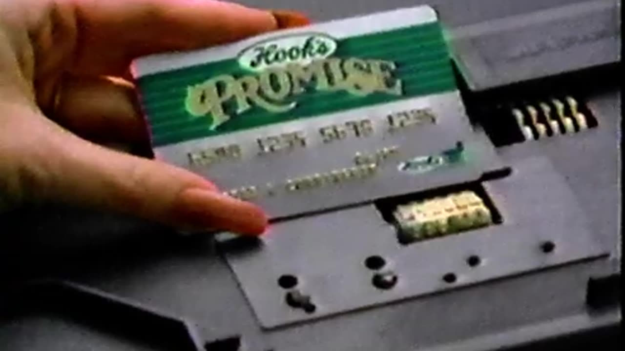 1986 - Hook's Drug Store Promise Credit Card