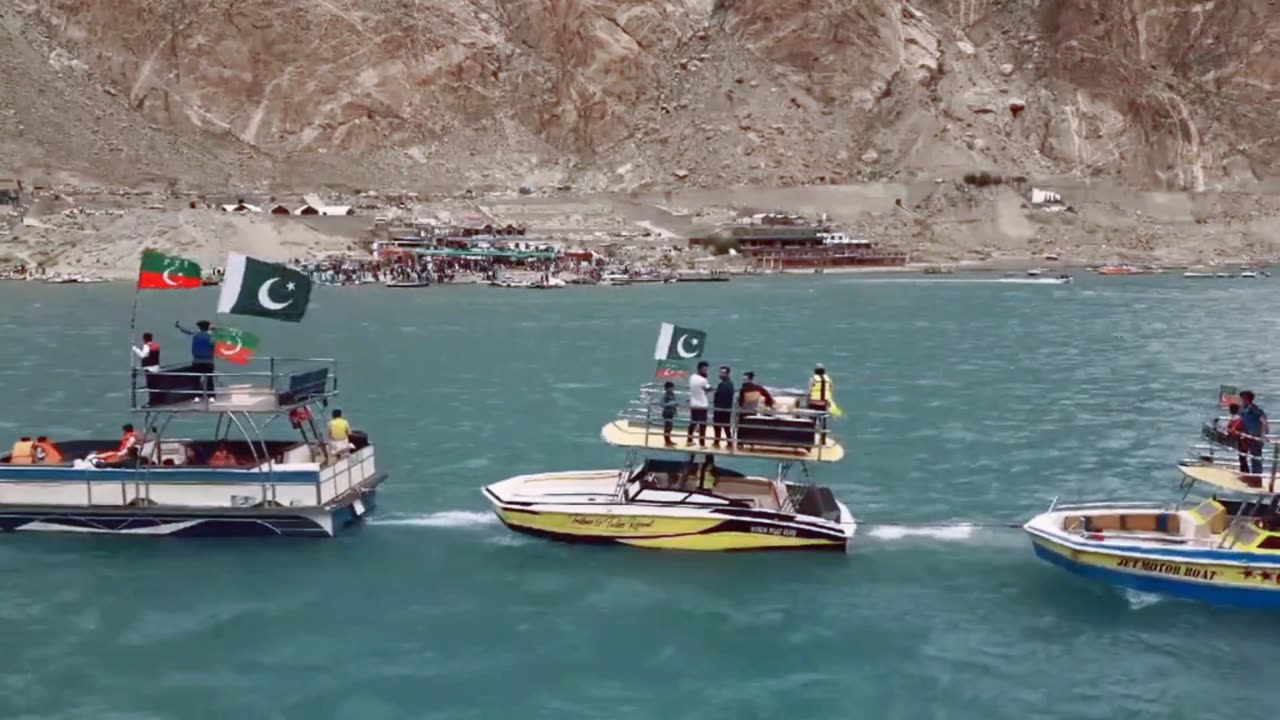 Explore Hunza Valley beautiful hunza lake