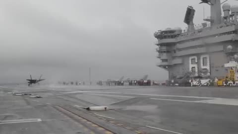 Arresting Cable Breaks on US Aircraft Carriers