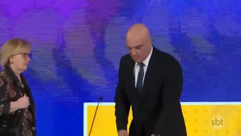 Moraes determina que polícias ajam para desbloqueio imediato de rodovias | Repórter SBT