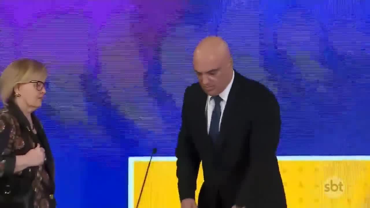 Moraes determina que polícias ajam para desbloqueio imediato de rodovias | Repórter SBT