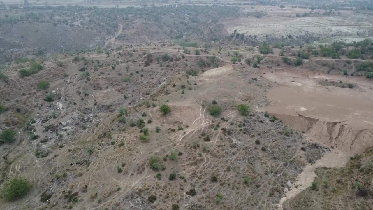 Exploring the Hidden Gems of Pakistan || Chakwal Canyons and Dharabi Lake