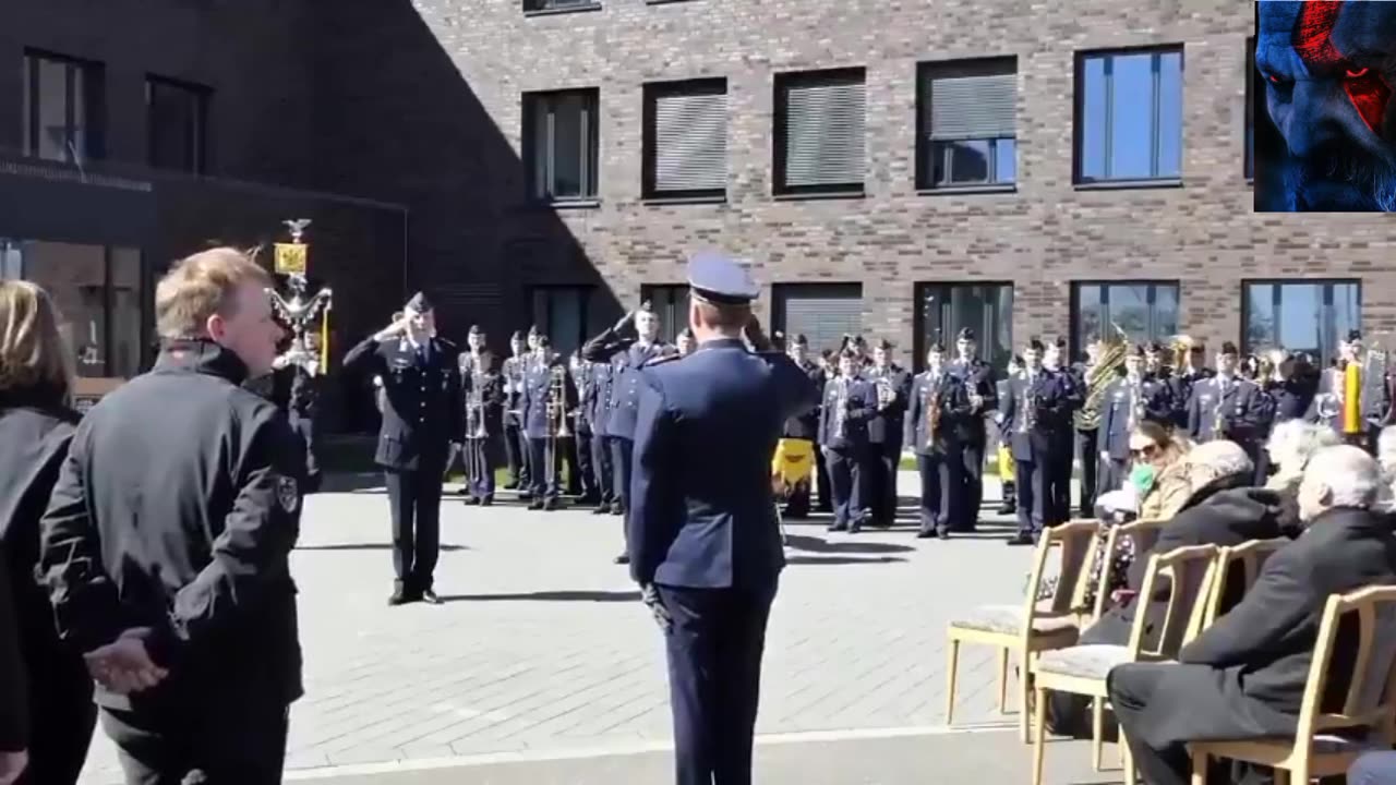 Hilarious German Commandos