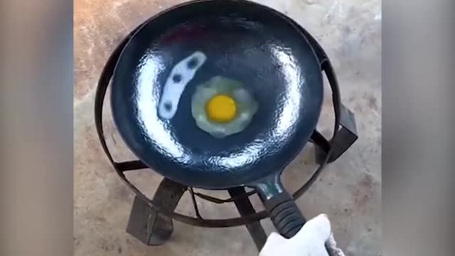 Cooking water and egg?